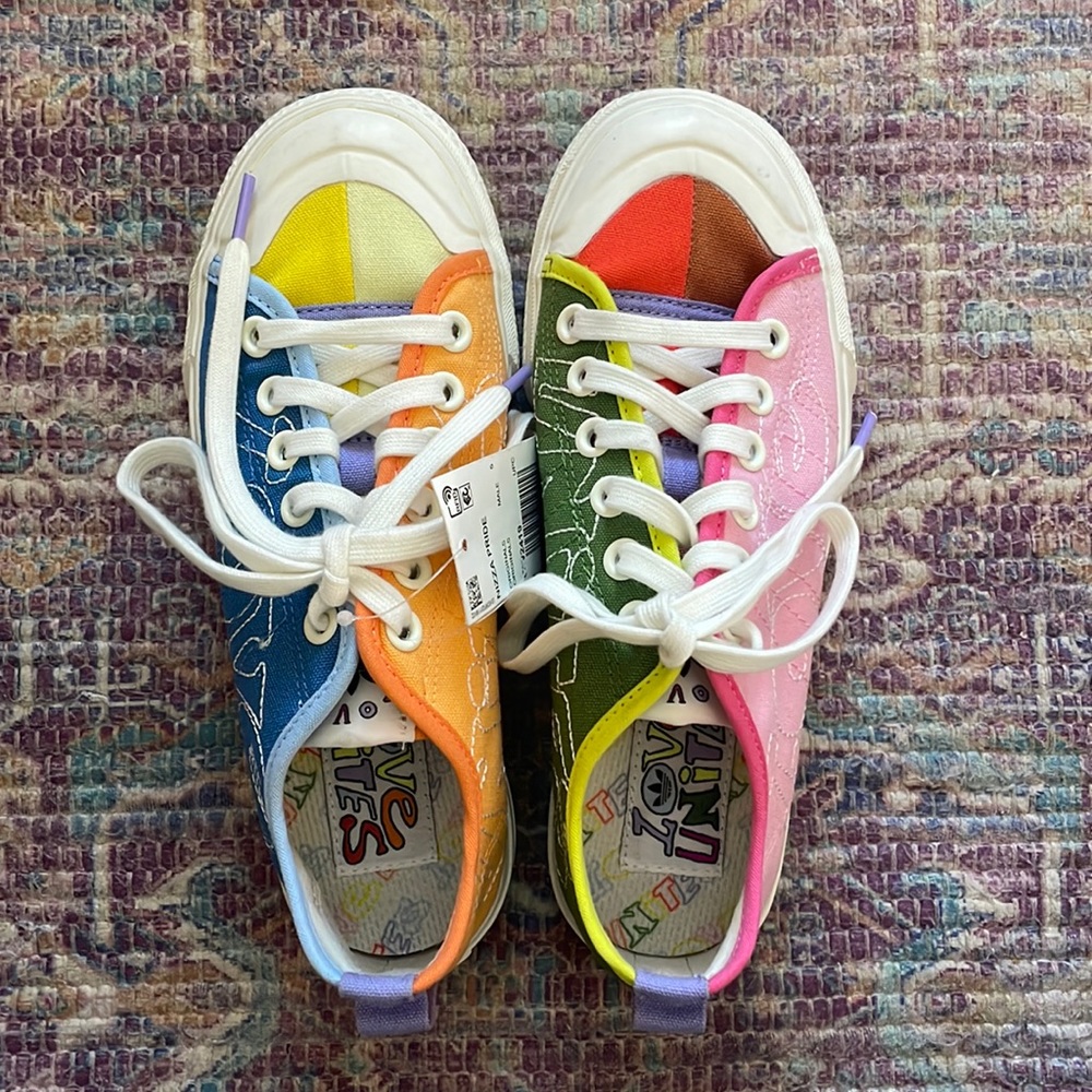 NIZZA Pride ADIDAS Love Unites 🌈 Men 5.5 Women 7